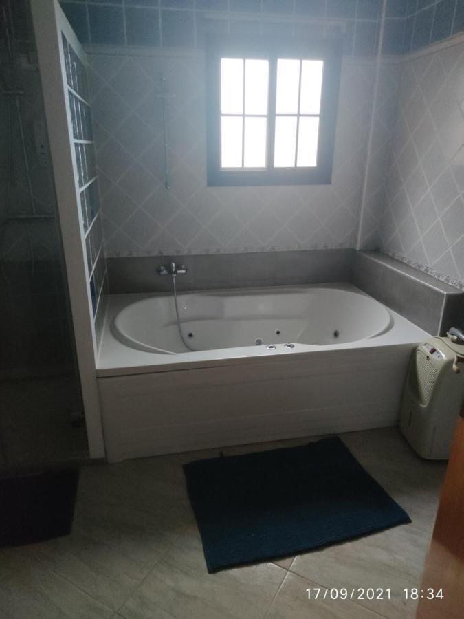 Chalet Hidromasaje Y Piscina กรานาดิลญา เด อาโบนา ห้อง รูปภาพ